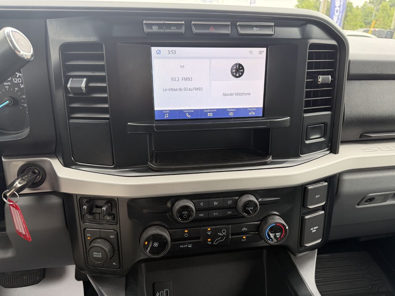 2023 Ford F350 SUPER DUTY White Montmagny - photo #11