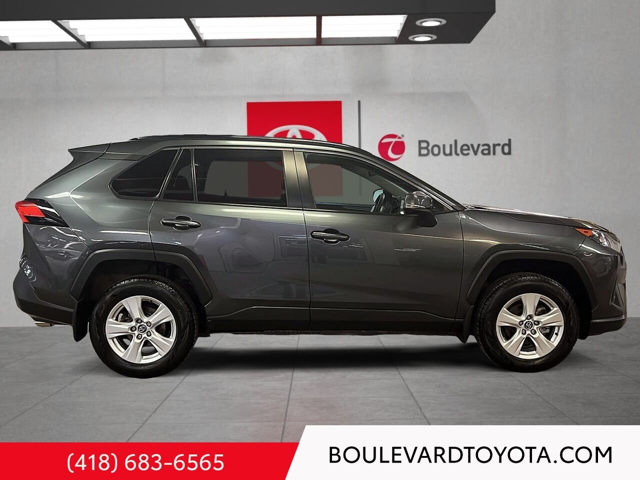 Toyota RAV4 99831B-188 | LE 2019 Gris magnétique métallisé Québec - photo #2