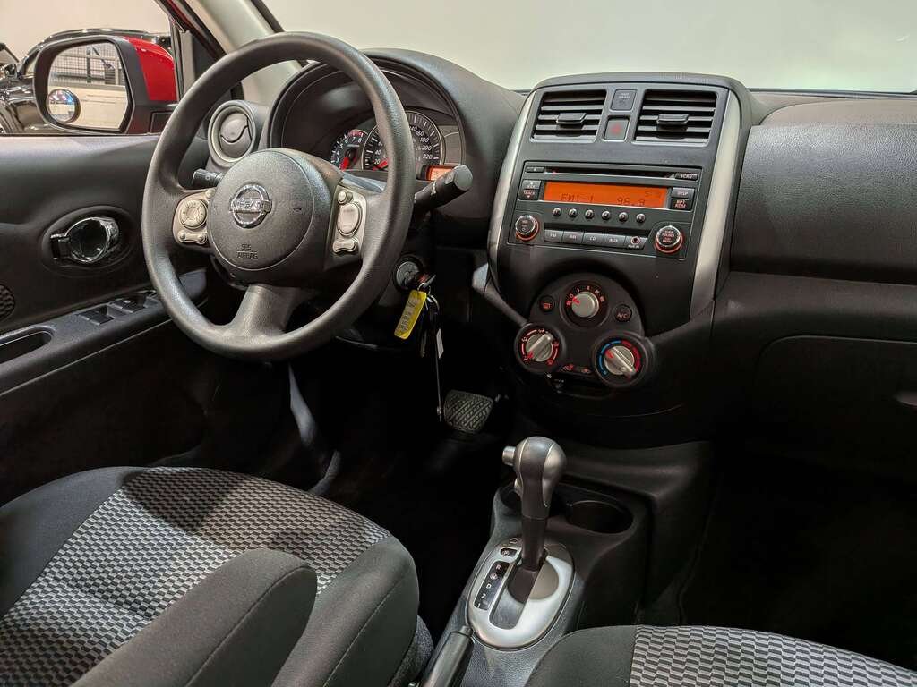 Nissan Micra 4dr HB Man SV 2017 Rouge Val-David - photo #17