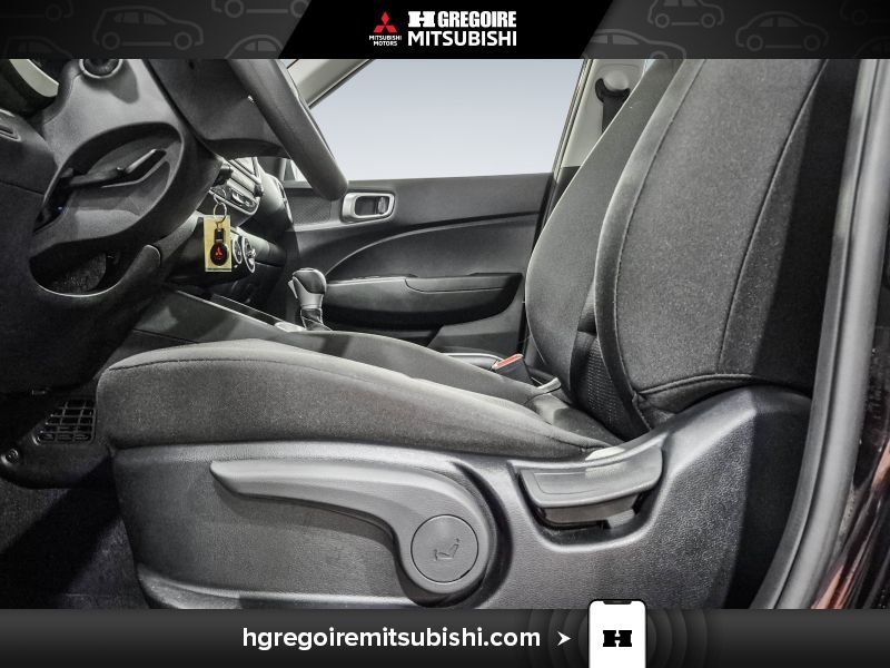 2023 Hyundai Venue Black Saint-Eustache - photo #14