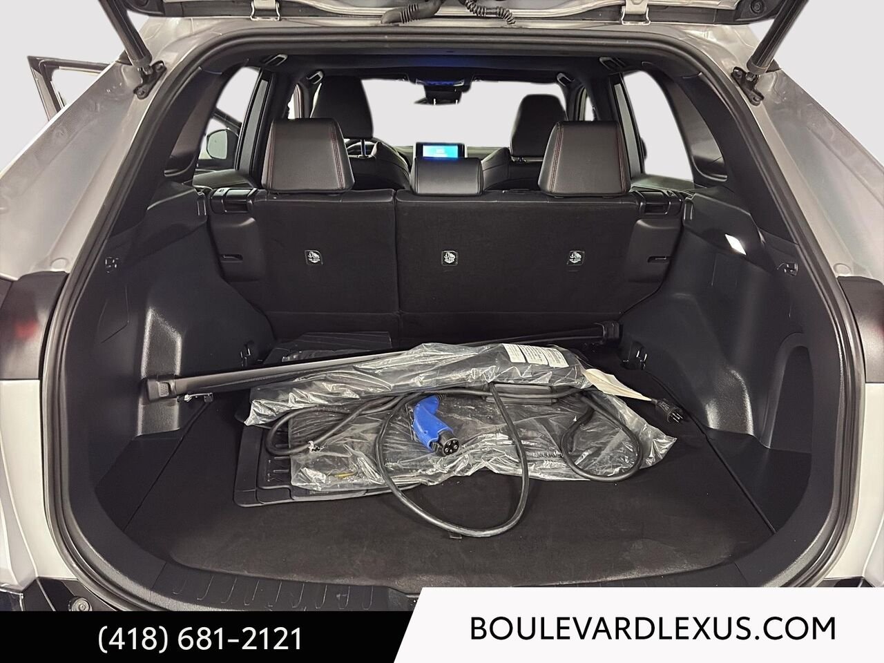 Toyota RAV4 Prime (PHEV) 19285A 2023 Argent Québec - photo #20