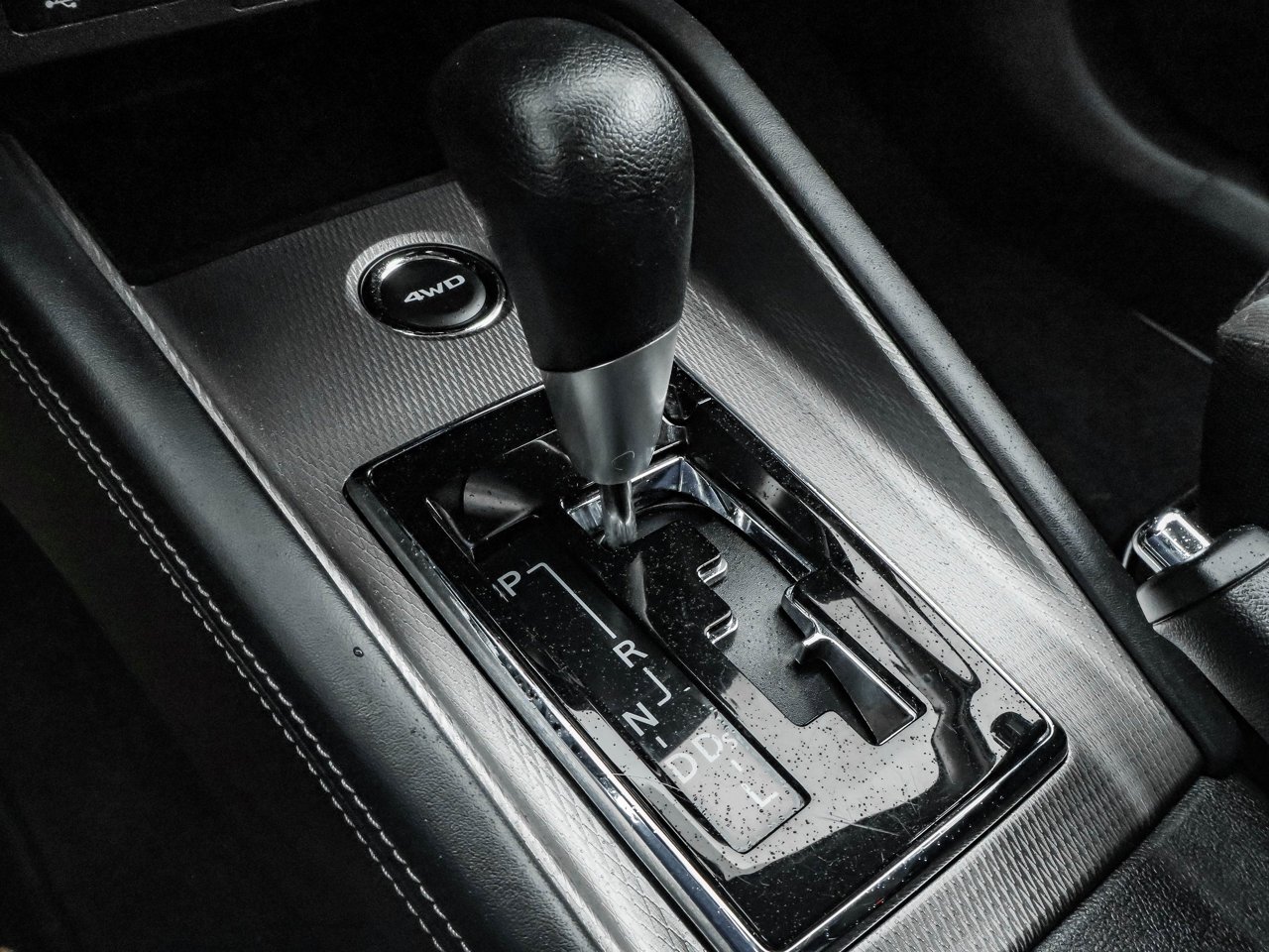 2024 Mitsubishi RVR ES AWC Grey Sherwood Park - photo #26