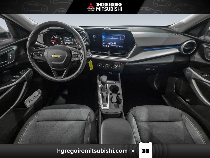 2025 Chevrolet Trax White Laval - photo #23