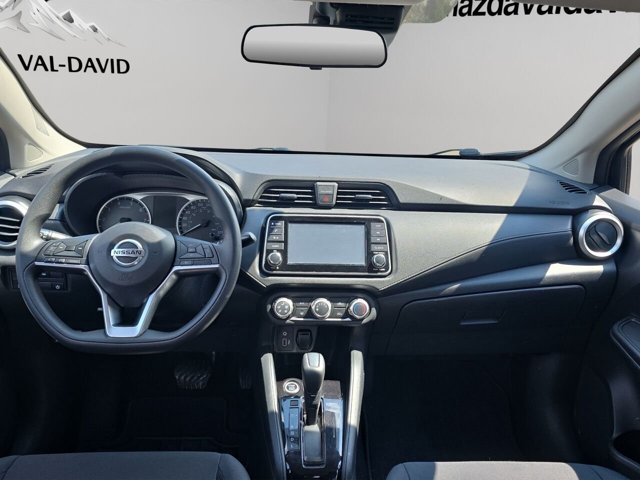Nissan Versa S CVT, commande audio au volant, cruise control, Caméra de recul 2021 Noir Val-David - photo #7