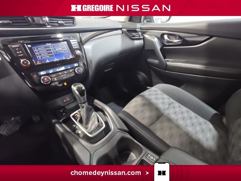 Nissan Qashqai 2023 Gris Laval - photo #22
