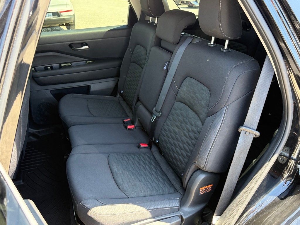 Nissan Pathfinder 2022 Noir Gatineau - photo #17
