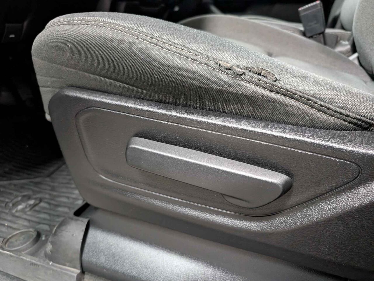 Ram 1500 Tradesman/AC/BLUETOOTH/CAMERA DE RECUL/PHARES AUTOMATIQUES 2020 Gris Sherbrooke - photo #10