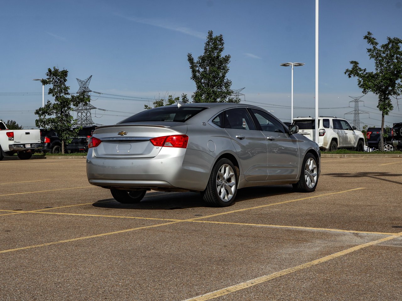 2017 Chevrolet Impala 4dr Sdn LT w/1LT Grey Sherwood Park - photo #7