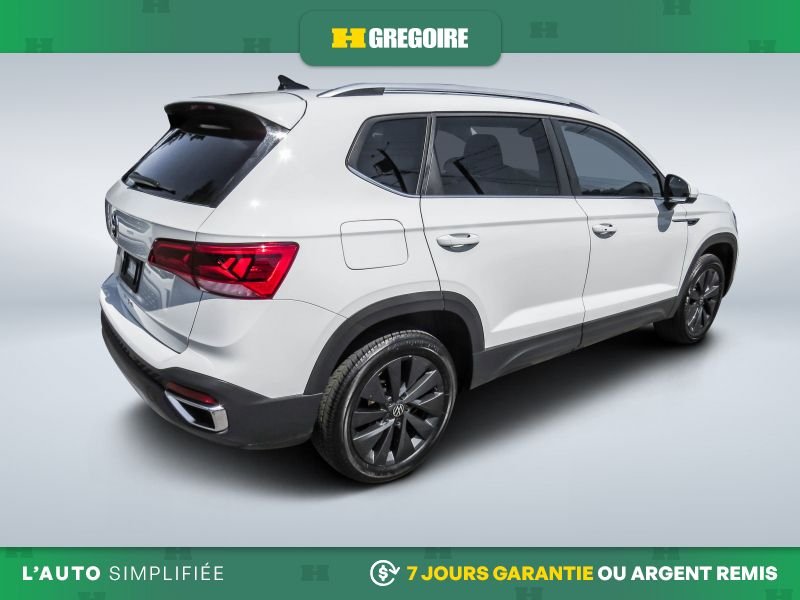 Volkswagen Taos V3636 | Comfortline TOIT PANORAMIQUE + SIEGE CHAUFFANT 2024 Blanc Laval - photo #8
