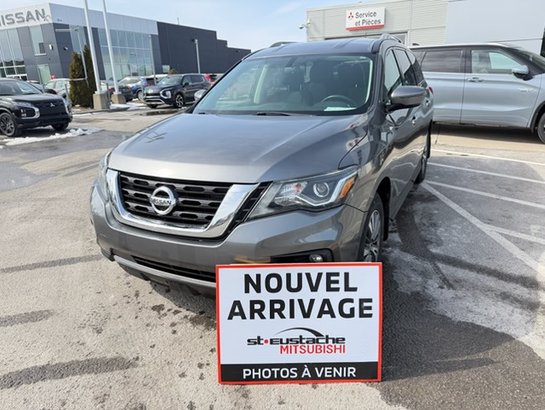 Nissan Pathfinder AWD/4X4 SV-7 PASSAGERS-BANC CHAUFFANT-CAMÉRA DE RECUL 2017 Gris