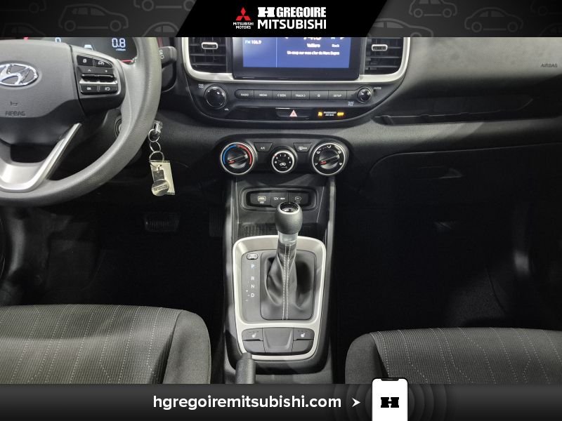 2023 Hyundai Venue Black Blainville - photo #24