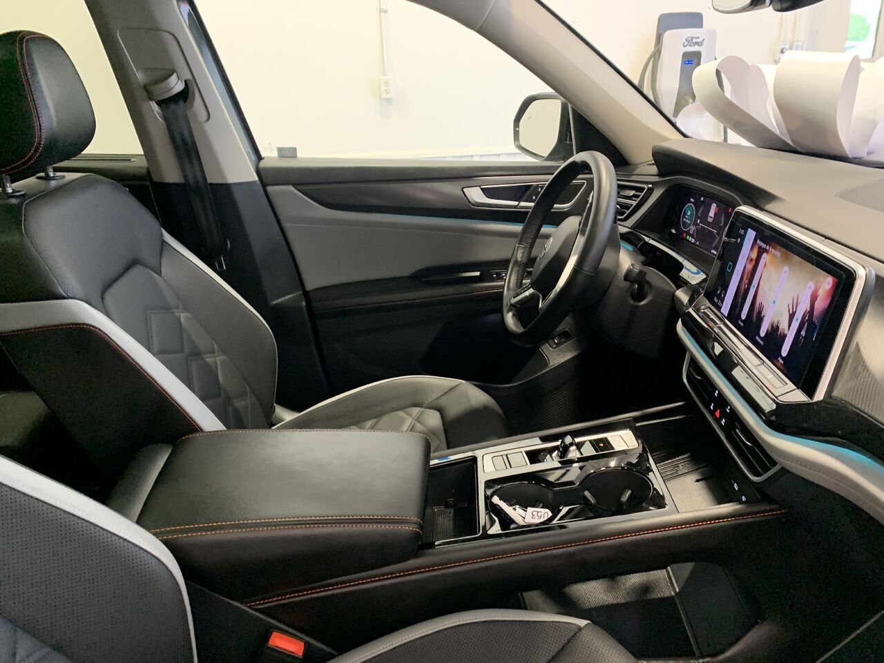 Volkswagen Atlas PEAK EDITION REMORQUAGE 5000LBS+CUIR+TOIT PANO 2025 Gris Châteauguay - photo #23