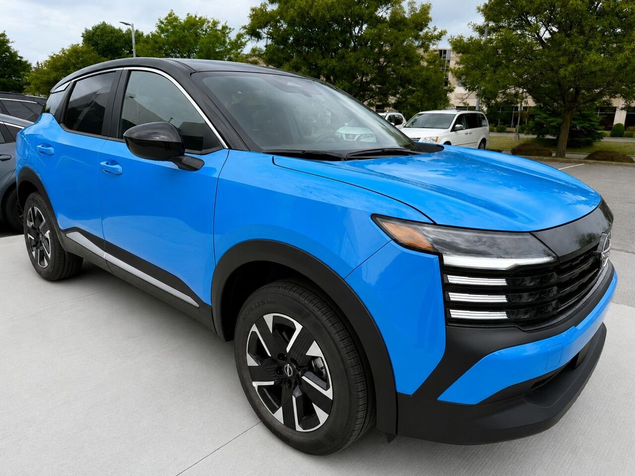 NISSAN Kicks KICKS SV 2026 Bleu glacial arctique/Noir intense Châteauguay - photo #6