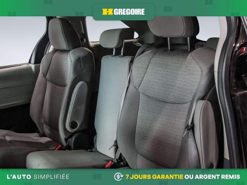 2023 Toyota Sienna Black Saint-Eustache - photo #23