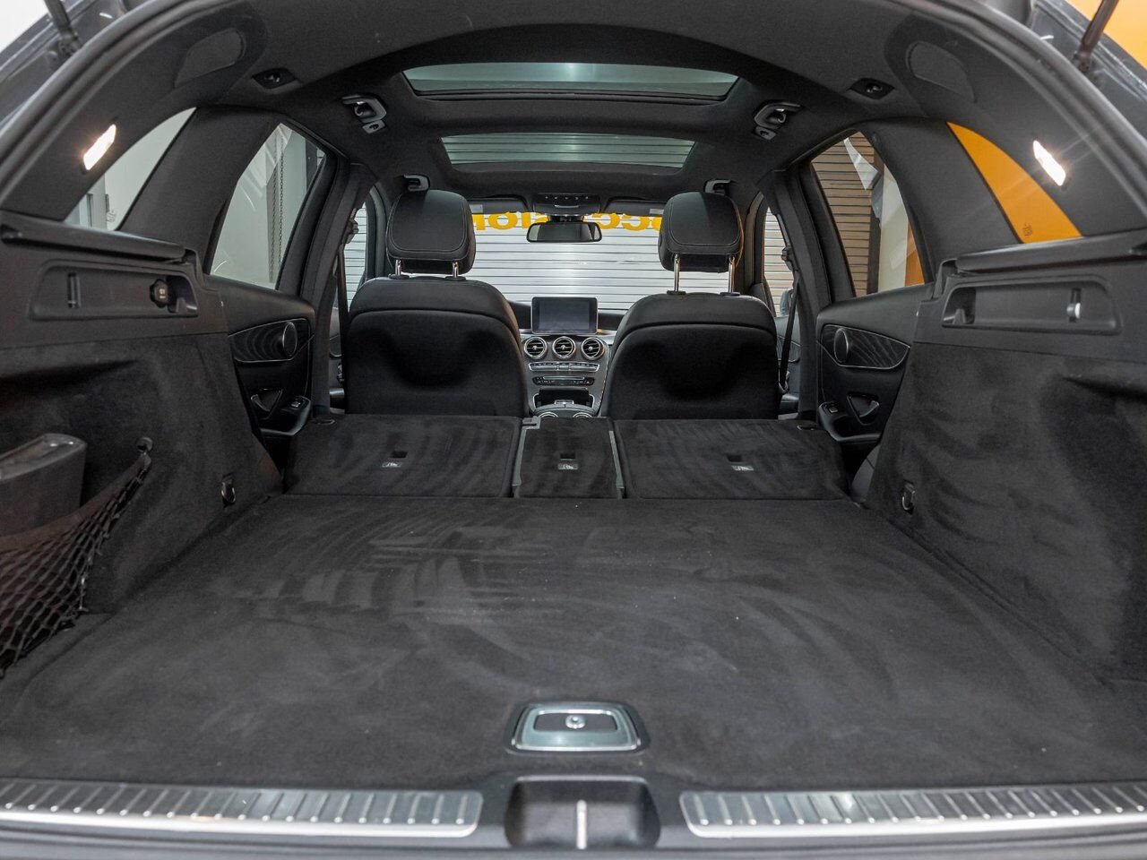 Mercedes-Benz GLC 300 4MATIC *TOIT* NAV CUIR SIÈGES CHAUFF 2018 Gris Saint-Jérôme - photo #28