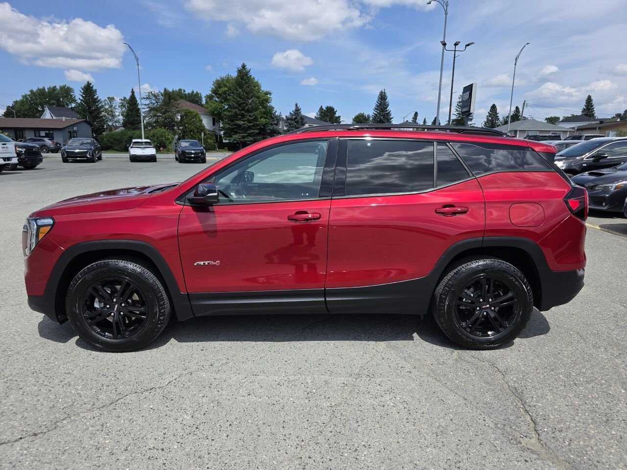 2024 GMC Terrain AT4 Red Rouyn-Noranda - photo #2