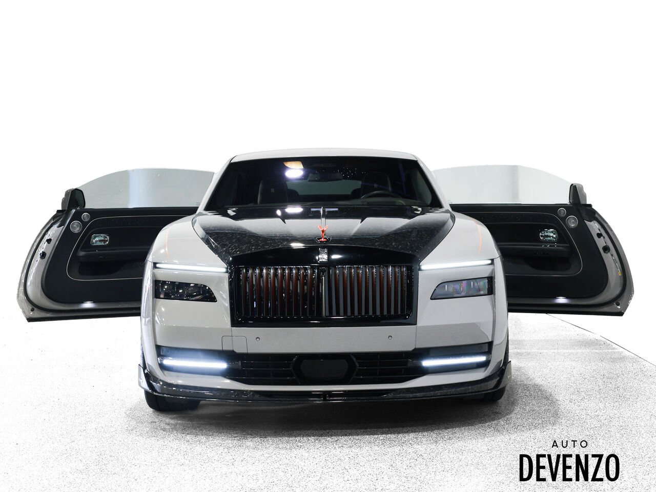 Rolls-Royce Spectre 2024 Gris Saint-Eustache - photo #9