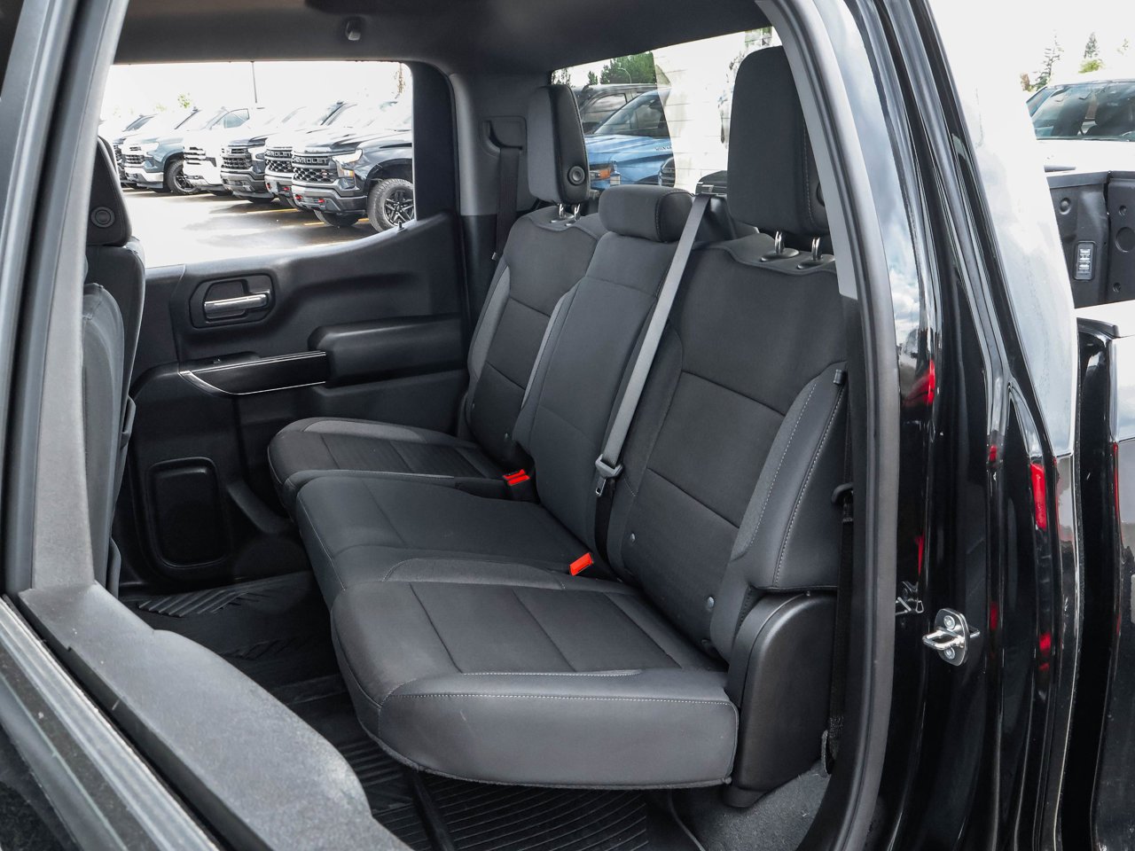 2024 Chevrolet Silverado 1500 4WD Crew Cab 147 Custom Trail Boss Black Sherwood Park - photo #15