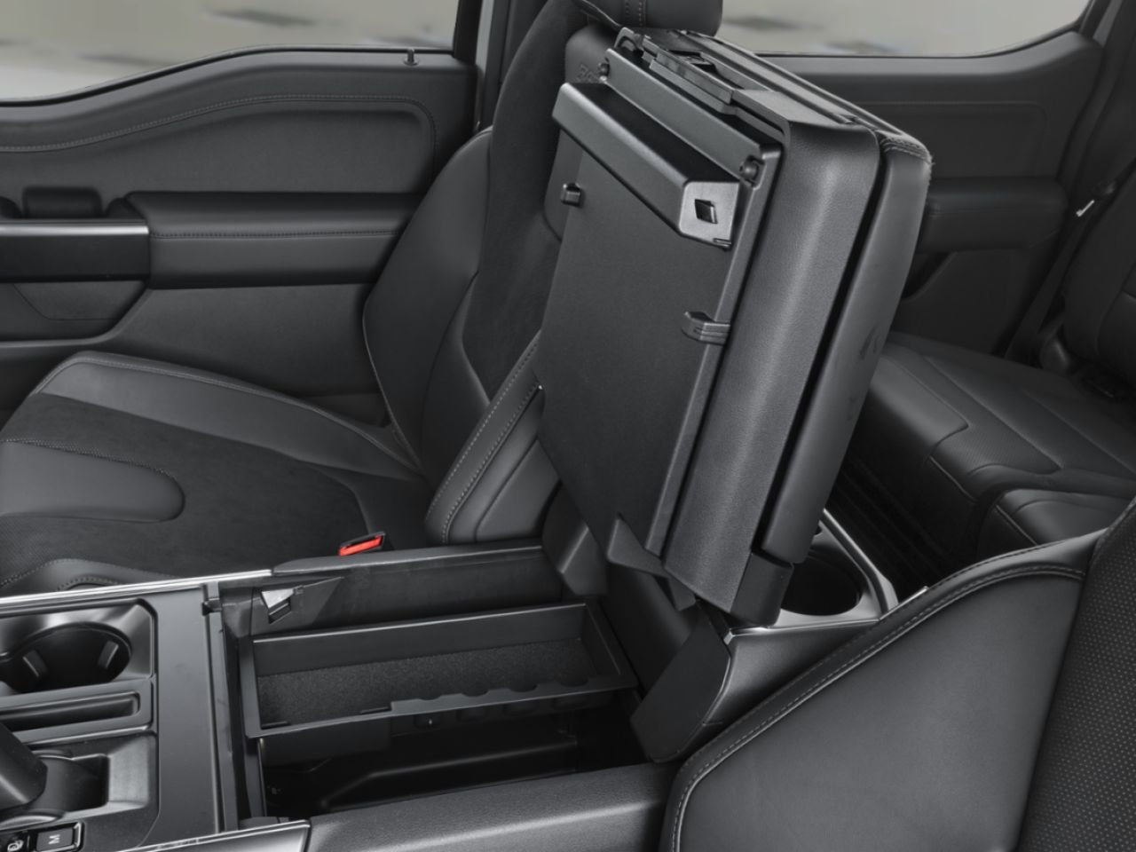 2026 Ford F-150 Agate Black Metallic Saint-Basile-le-Grand - photo #4