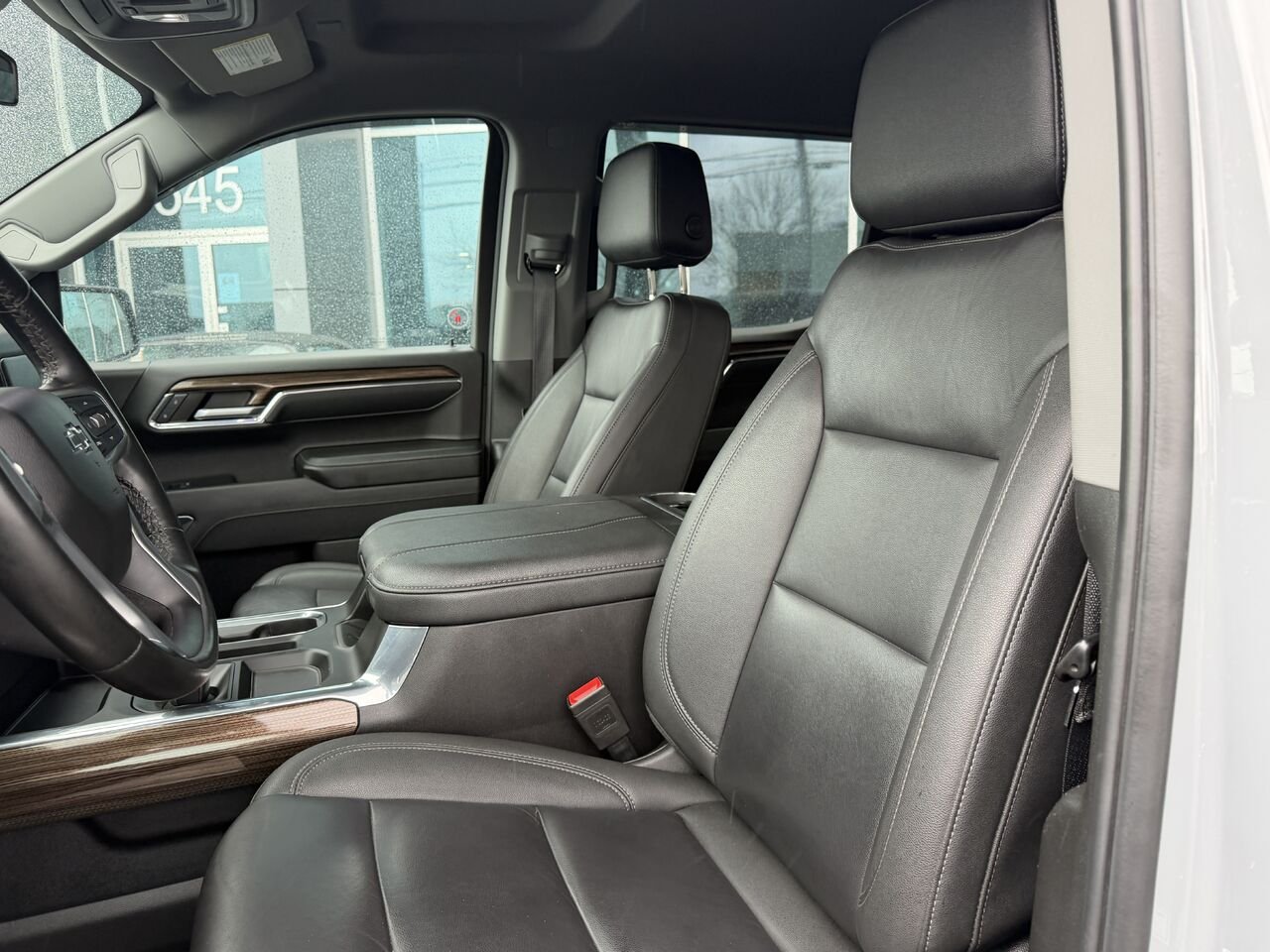 2024 Chevrolet Silverado 1500 Grey Ste-Marie - photo #9