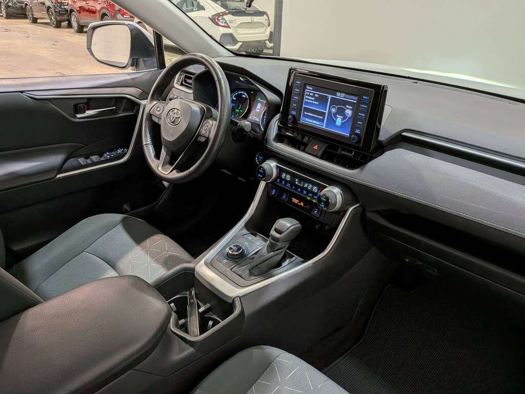 Toyota RAV4 2022 Blanc Val-David - photo #13