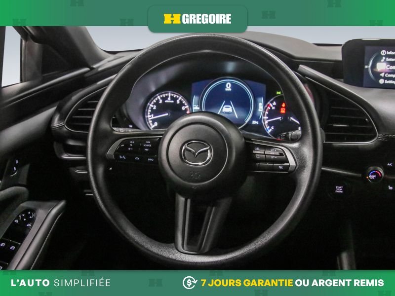 Mazda 3 2025 Rouge Blainville - photo #18