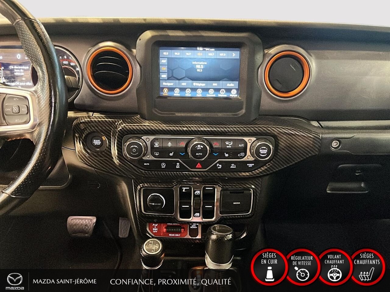 2021 Jeep Gladiator Black Ste-Agathe des Monts - photo #21