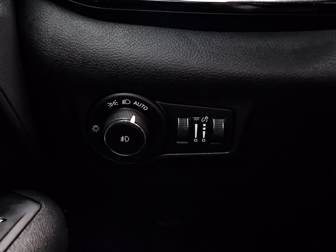 2023 Jeep Compass Altitude 4x4 Grey Sherwood Park - photo #17