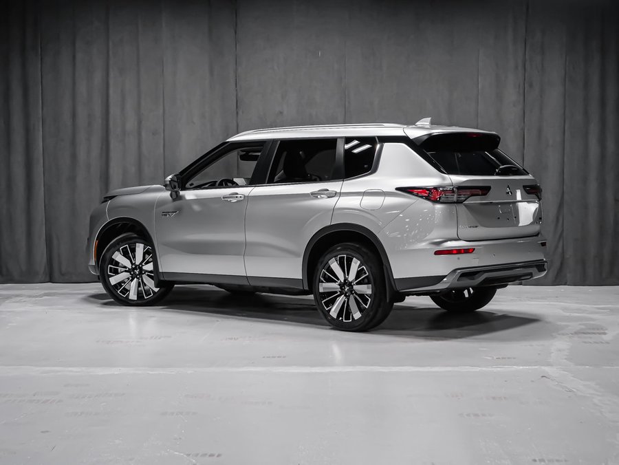 Mitsubishi Outlander PHEV SEL 2026 Fini Gris pierre de lune de qualité supérieure