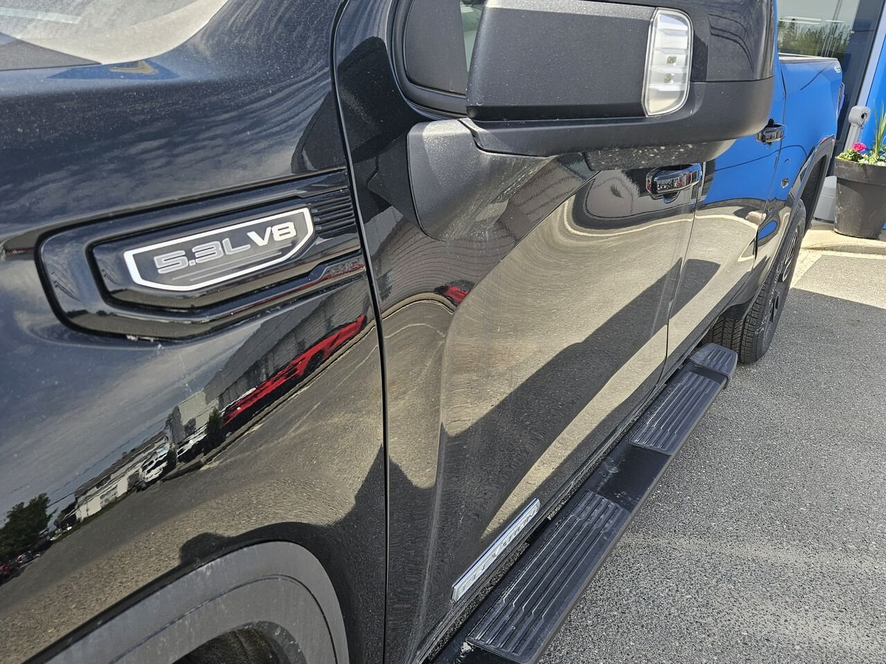 GMC Sierra 1500 Elevation cabine multiplace 4RM 157 po 2026 NOIR ONYX Thetford Mines - photo #7