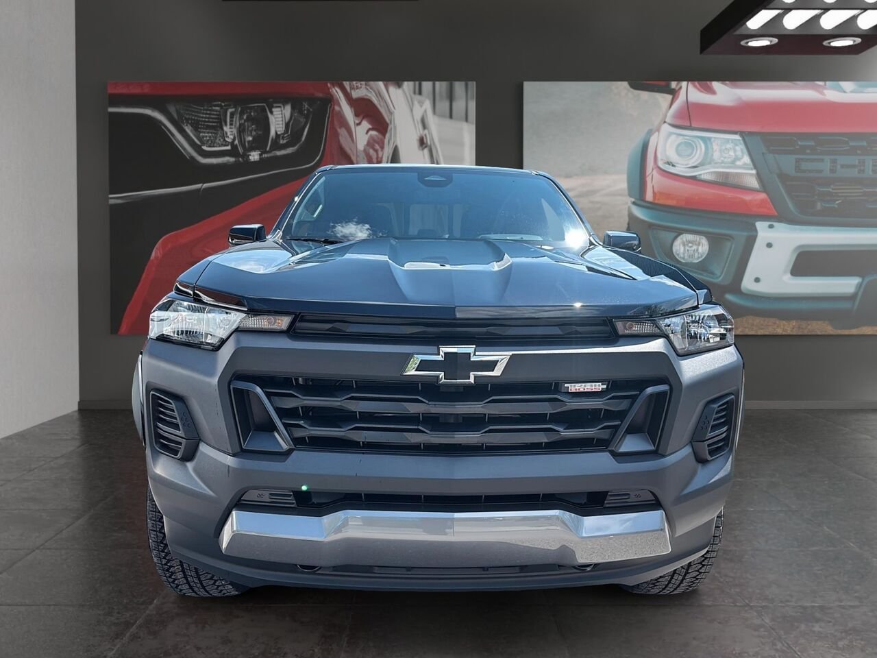 CHEVROLET Colorado TRAIL BOSS CREW 4RM 2026 NOIR Saint-Hyacinthe - photo #1