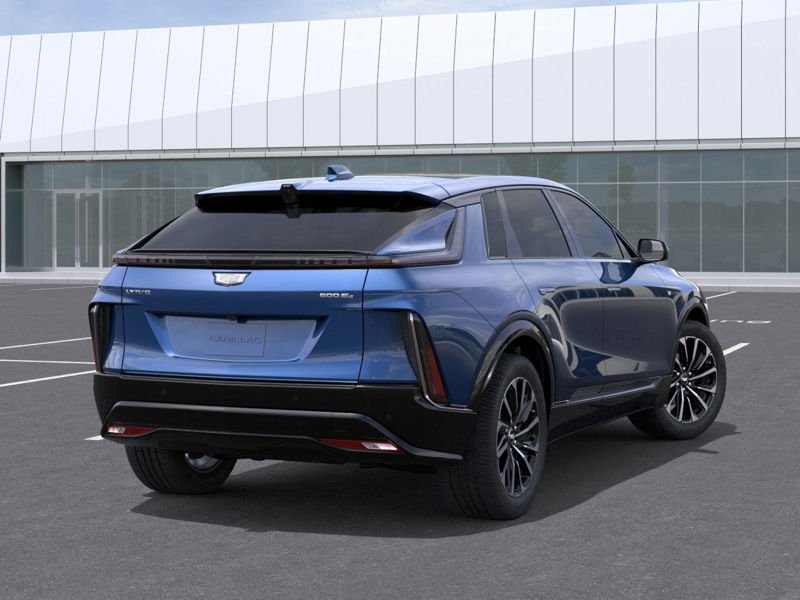 CADILLAC LYRIQ 4 portes - Sport 2026 Bleu opulent métallisé Sherbrooke - photo #3