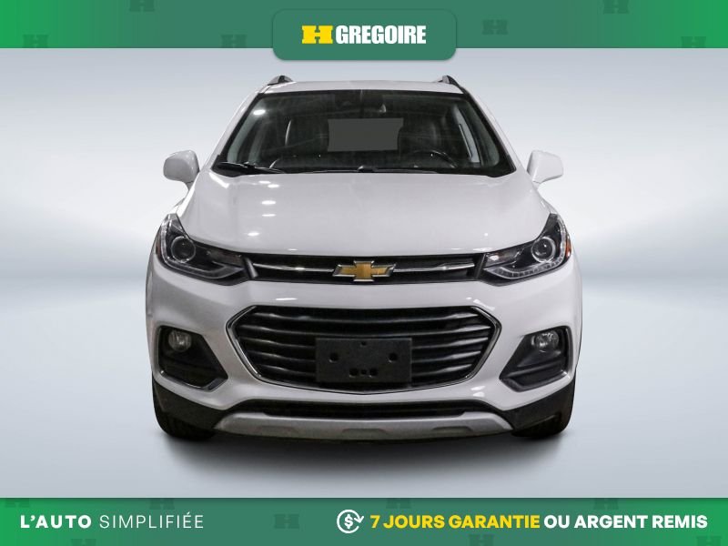 2020 Chevrolet Trax White Laval - photo #1