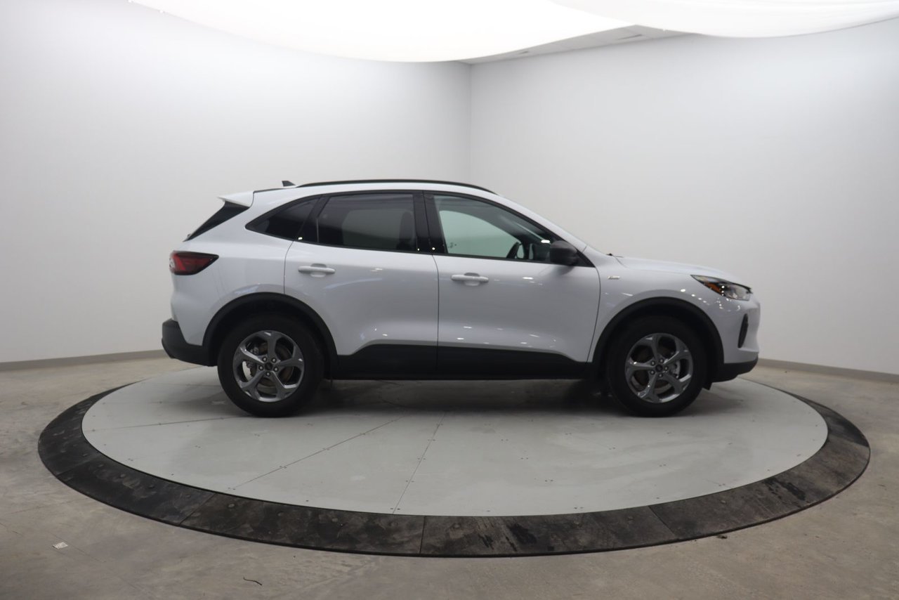 2025 Ford Escape VIN 1FMCU9MN9SUA27779 Grey Baie-Comeau - photo #2