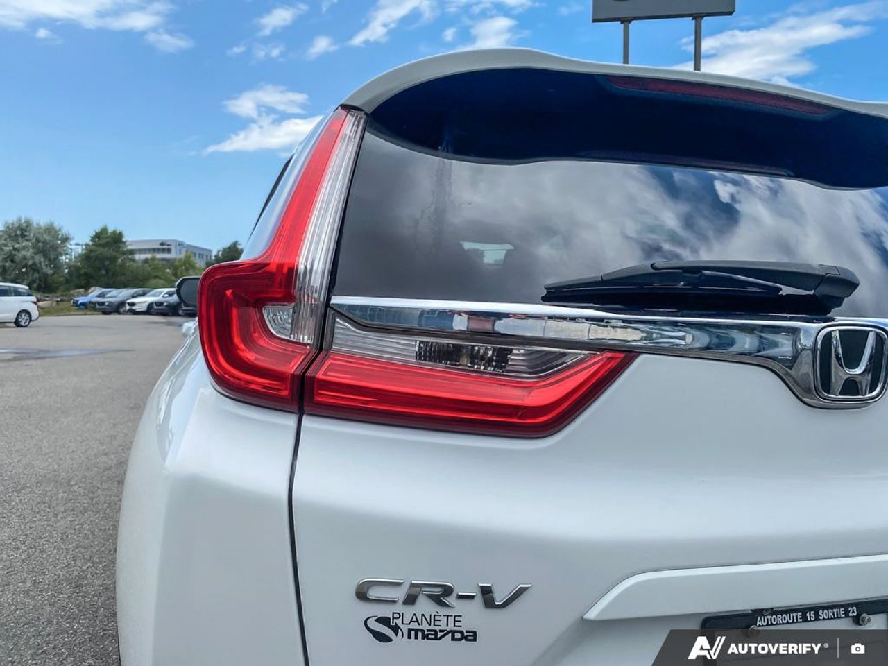 2019 Honda CR-V 2HKRW2H94KH130664 White Mirabel - photo #13