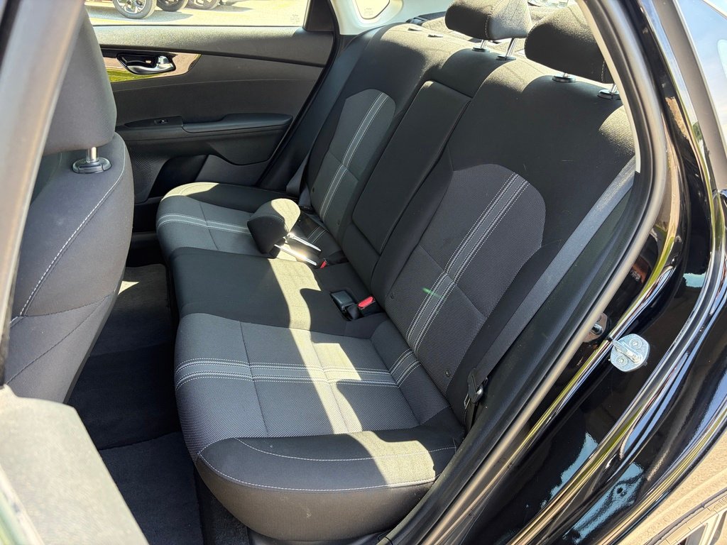 Kia Forte 2022 Noir Gatineau - photo #17