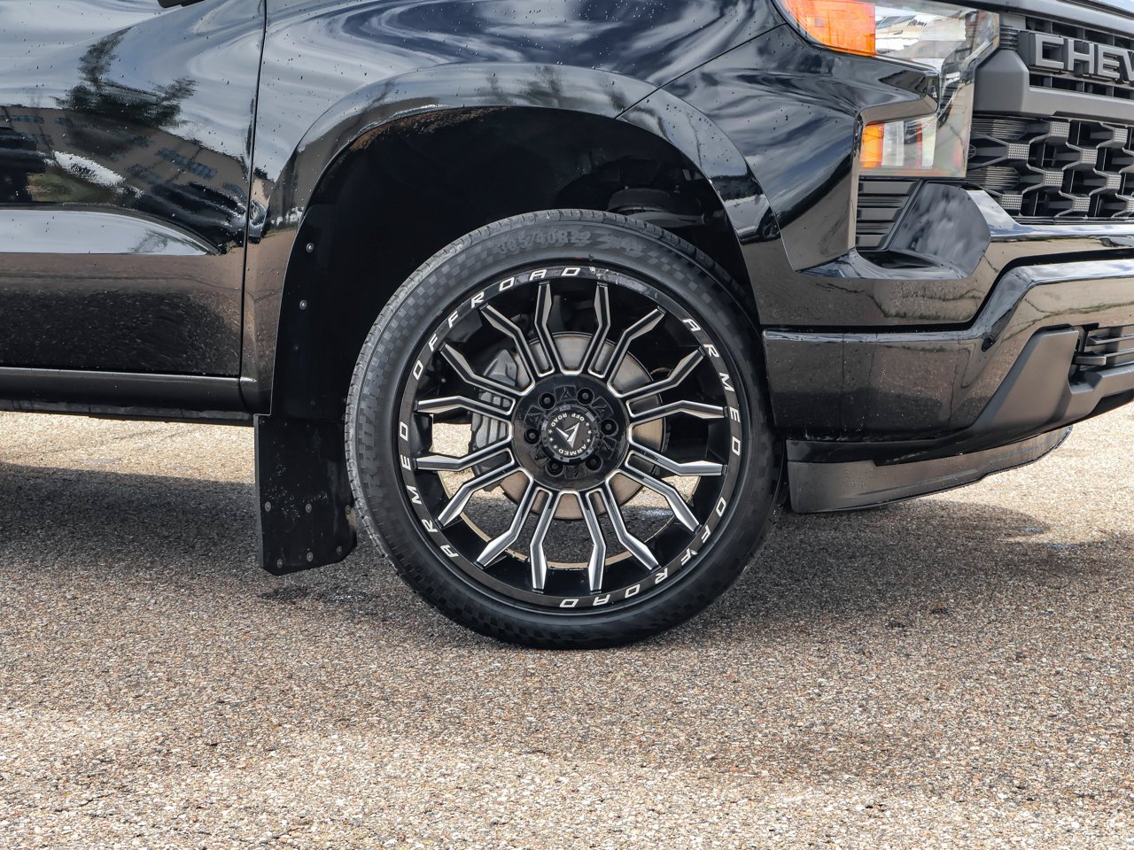 2024 Chevrolet Silverado 1500 4WD Double Cab 147 Custom Black Sherwood Park - photo #10