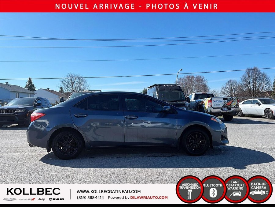 TOYOTA COROLLA *** BAS KILOMÉTRAGE *** 2018 Bleu