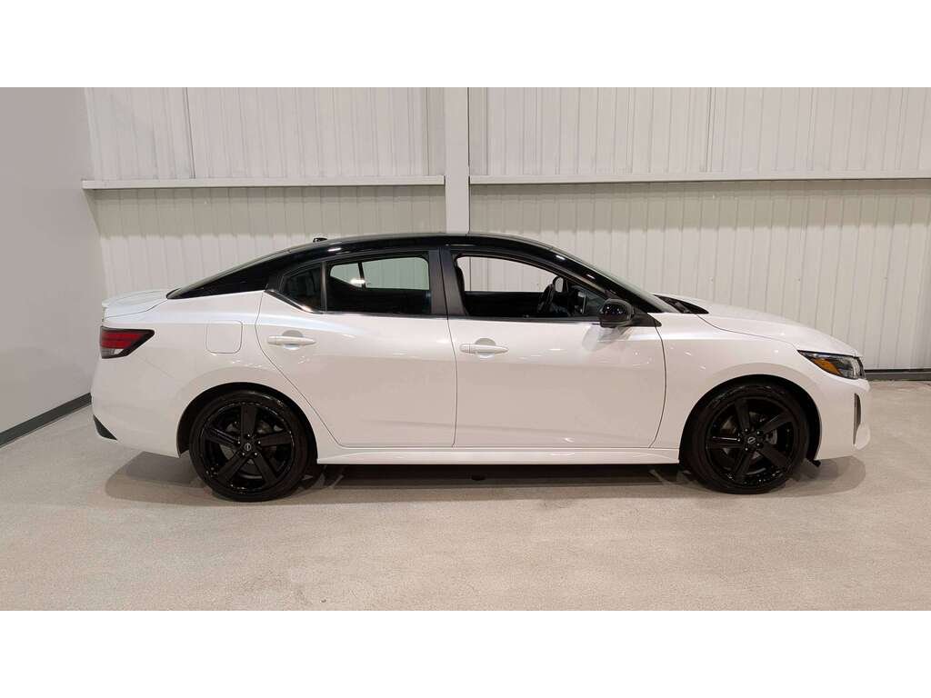 2024 Nissan Sentra SR Manual White Val-David - photo #7
