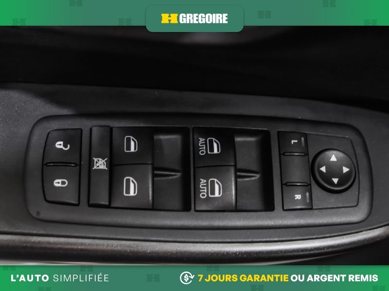 2021 Jeep Cherokee Orange Laval - photo #11