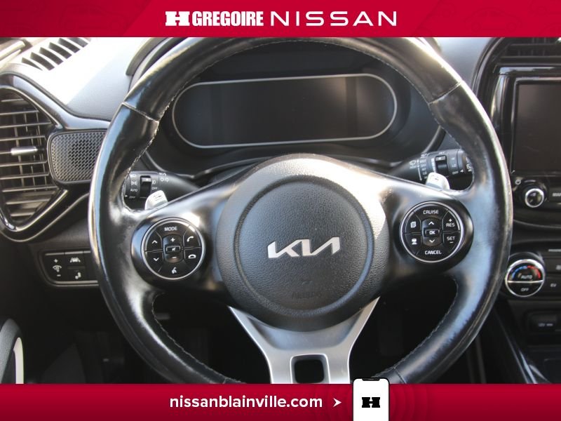 2022 Kia Soul Blainville - photo #13