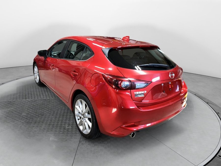 2018 Mazda Mazda3 Sport 2018 Red