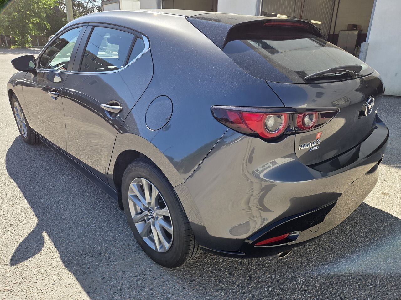 MAZDA MAZDA3 SPORT 2023 01C4 GRIS Amos - photo #7