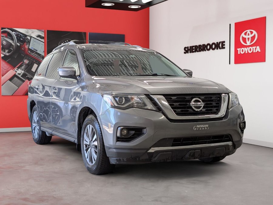 2018 Nissan Pathfinder 2018 Grey