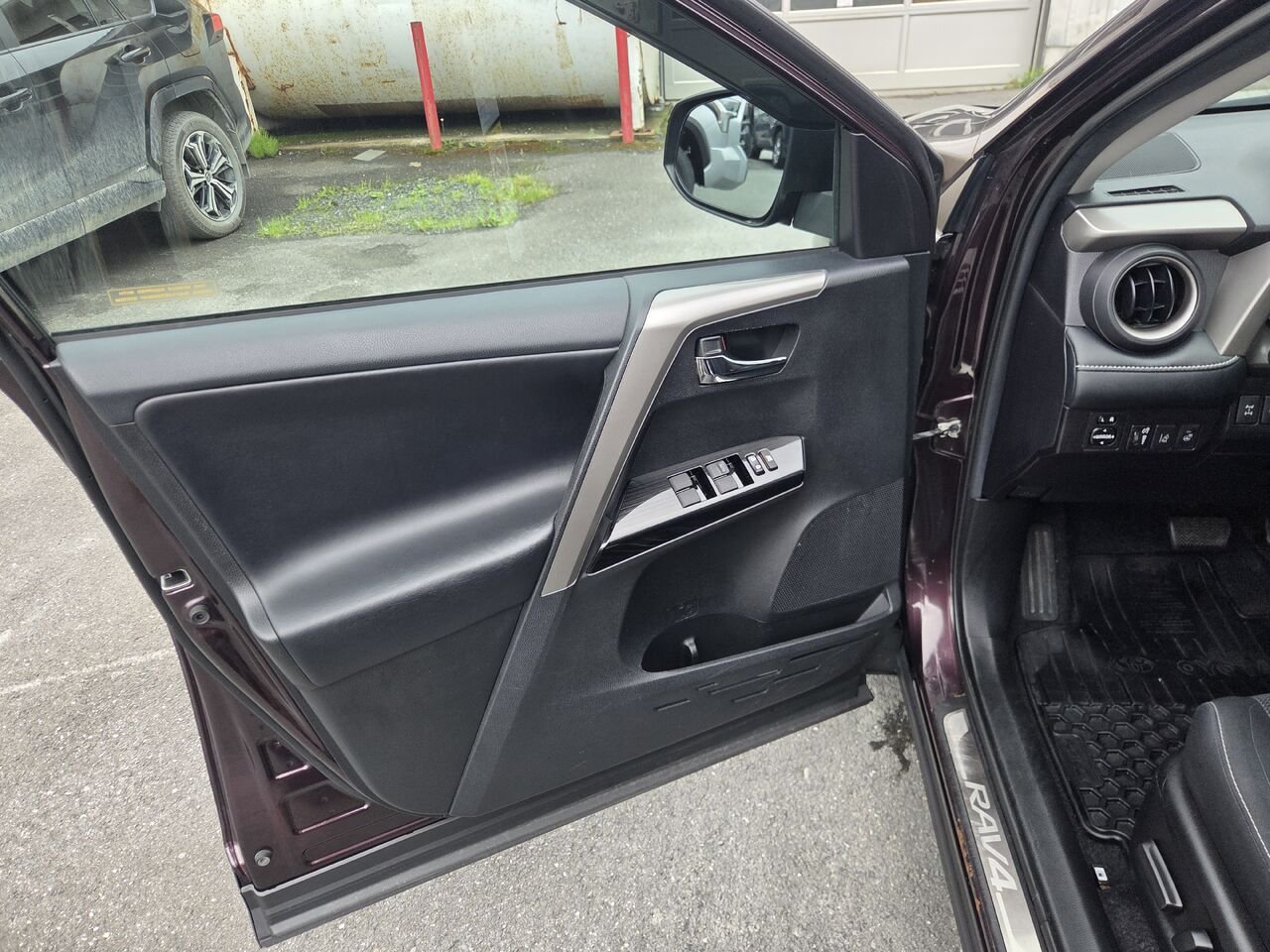 Toyota RAV4 XLE TI 2018 Cassis métallisé Lac-Etchemin - photo #12