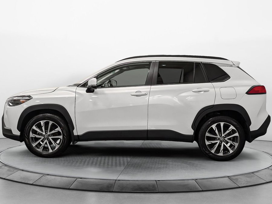 Toyota Corolla Cross AWD XLE Bas Kilométarge 1 propriétaire Cuir 2022