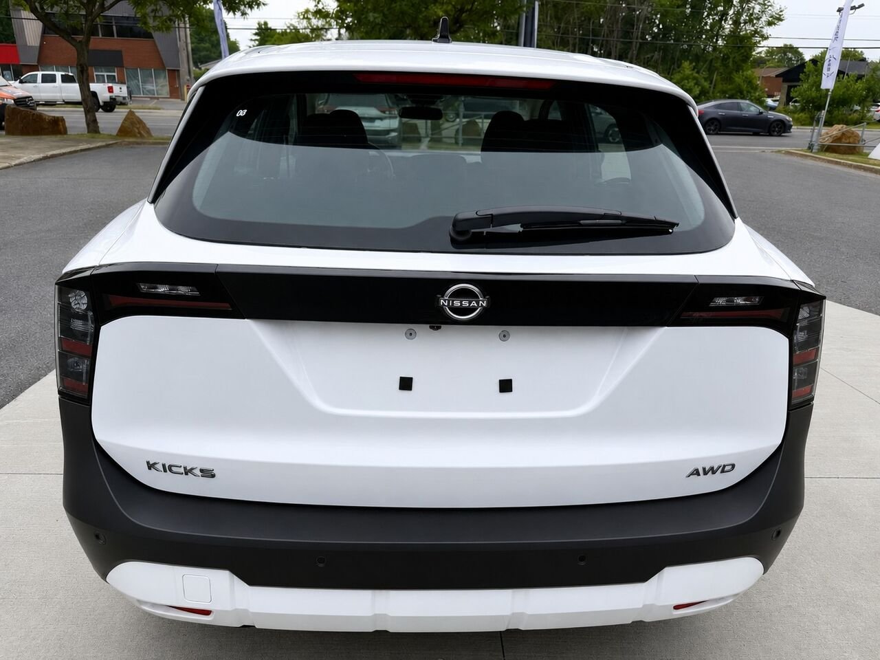 NISSAN Kicks KICKS S AWD 2026 Bleu foncé nacré Châteauguay - photo #3