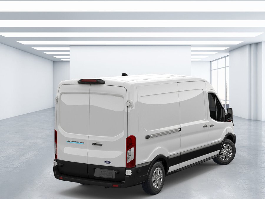 Ford E-Transit fourgonnette utilitaire 2026 2026 Blanc Oxford
