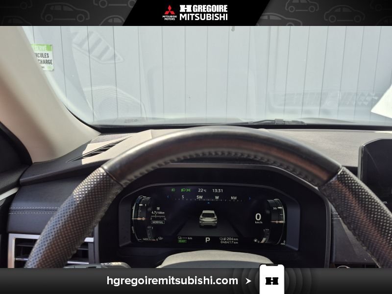 2023 Mitsubishi Outlander Plug-In Hybrid Black Saint-Eustache - photo #21