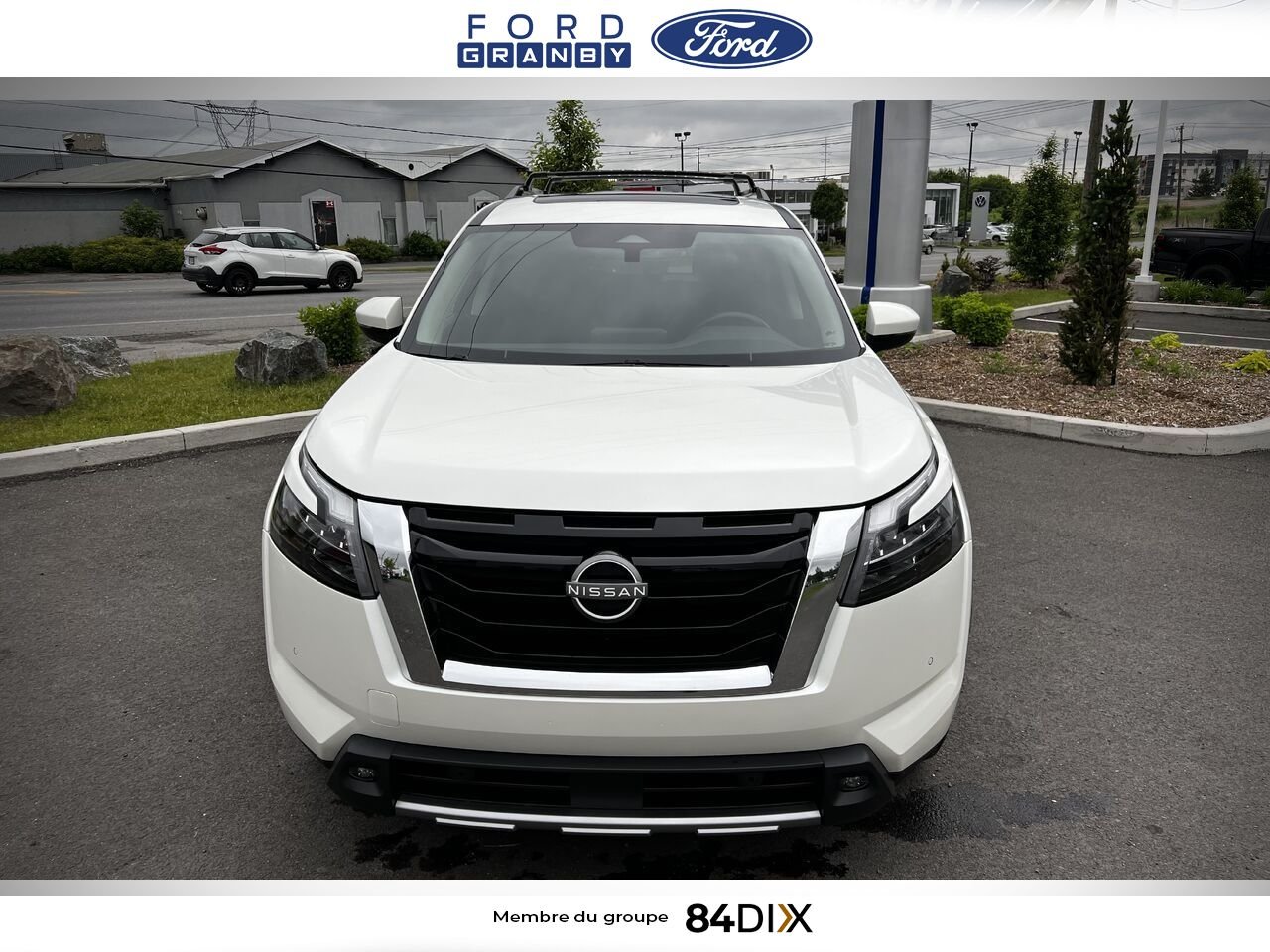Nissan Pathfinder 2024 Blanc Granby - photo #12